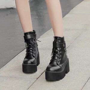 Chain Block Heel Boots-3402