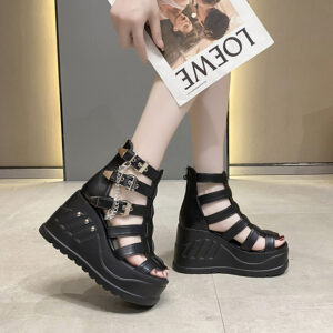 Not Bold Enough Sandals-3469